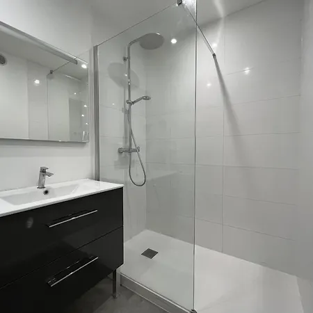 Moderne Centre-ville, Proche Plage, 5 Couchages, Parking Privé - Fr-1-197-555 *