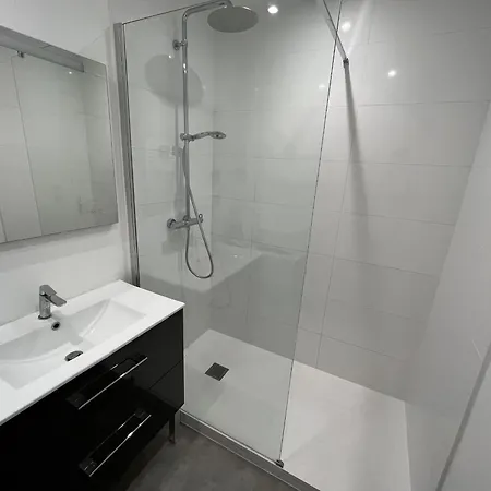 דירה Moderne Centre-ville, Proche Plage, 5 Couchages, Parking Prive - Fr-1-197-555